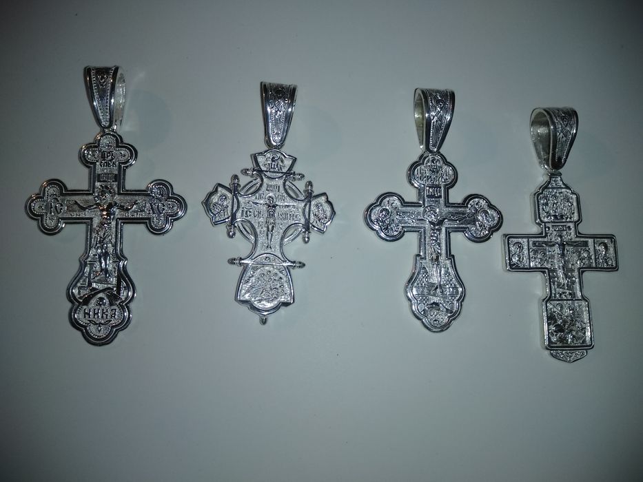 Серебряный крест