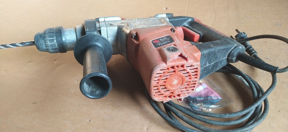 Перфоратор PIT рабочий.