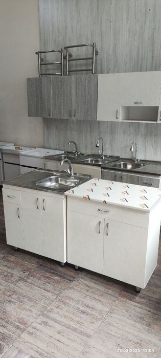 Кухонная мебил тумба шкаф рабочи стол мойка раковина