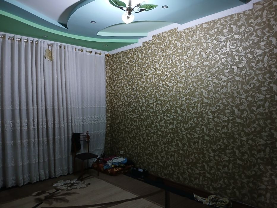 Бустон шахрида хамма кулайликларга эга уй сотилади