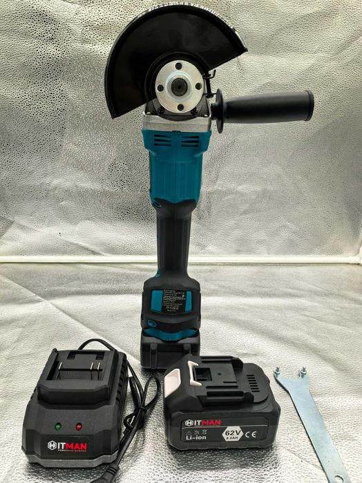 Polizor unghiular pe acumulator Hitman 62V 399 lei