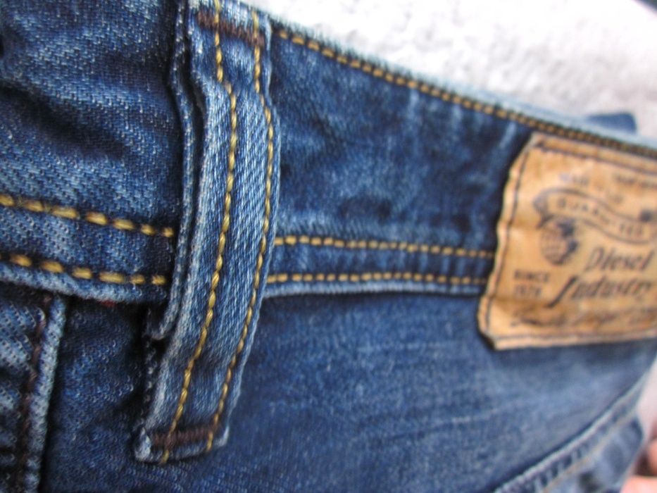 Blugi (jeans) DIESEL Viker