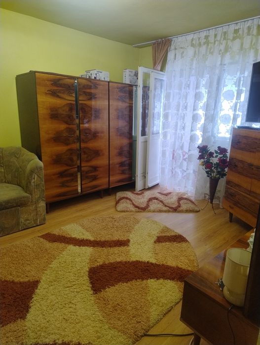 Vând apartament 2 camere
