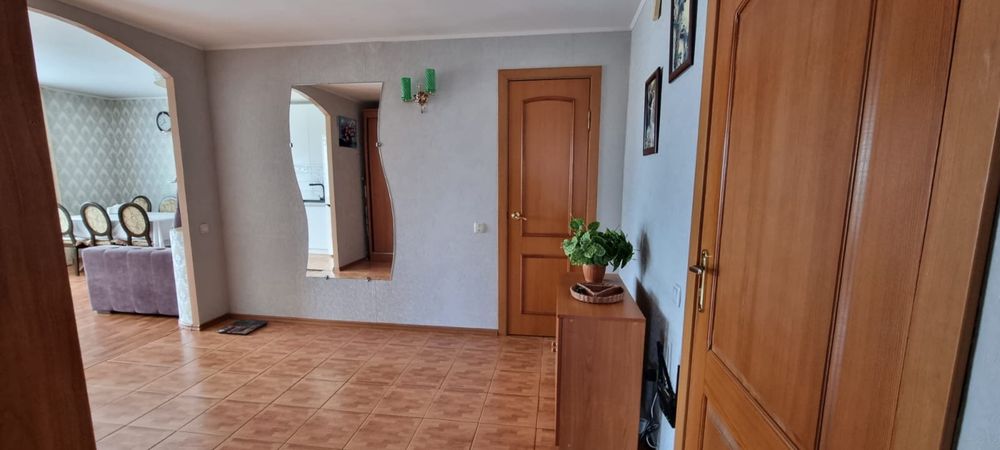 Продам 3 комн.квартиру в центре