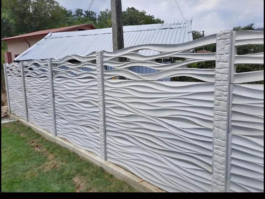 Gard din placi  beton ,coame și capace