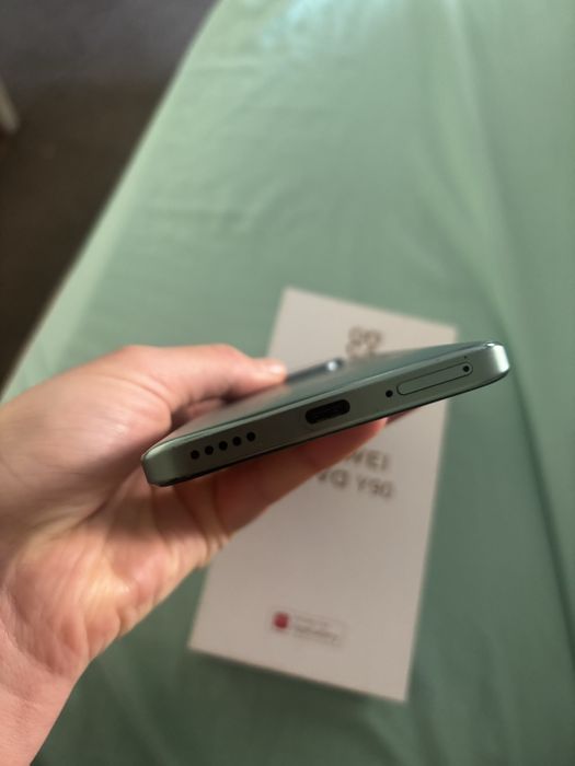 Huwawei nova y90