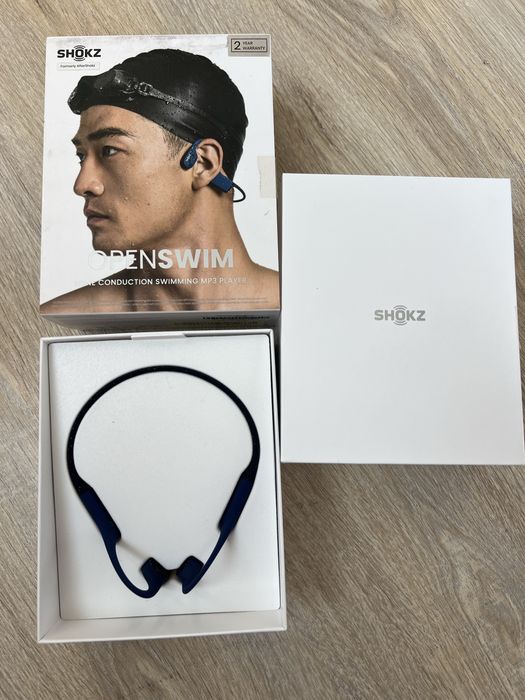 MP3 player Shokz open swim