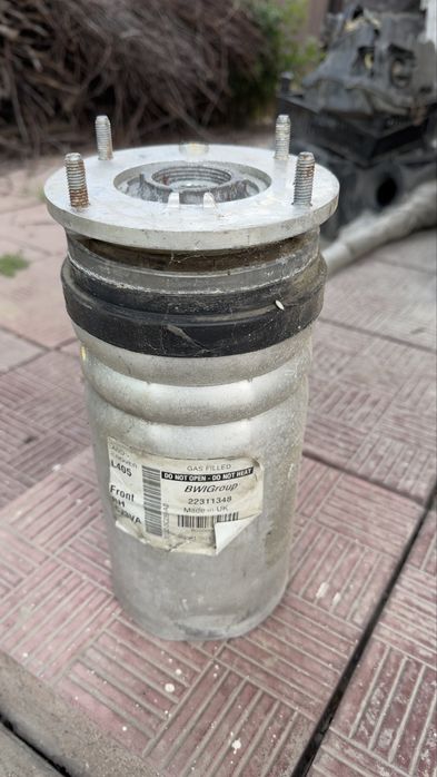 Подкрылок фара молдинги range rover