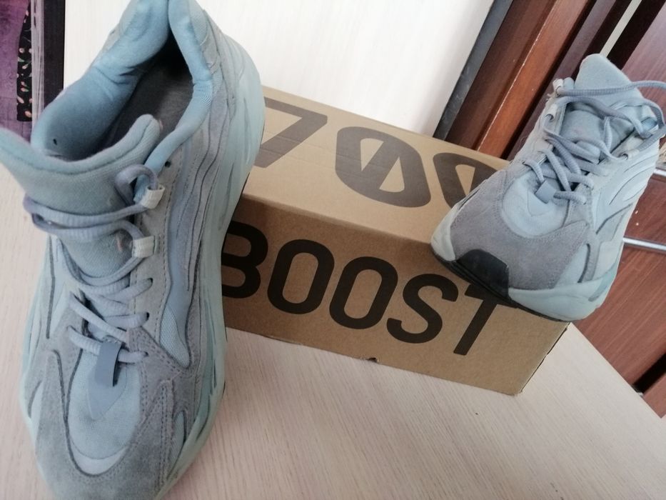 Продам кроссовки