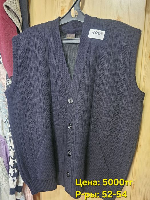 Продам новые кофты
