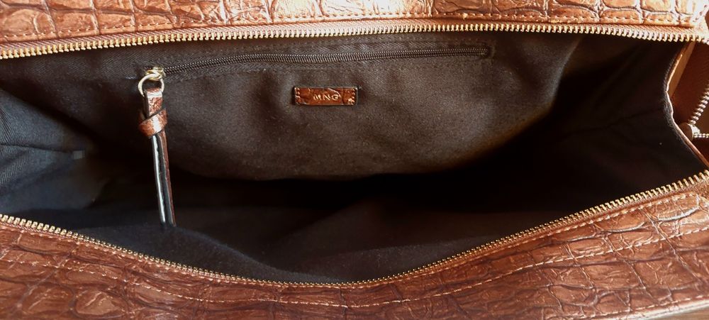Дамска чанта MNG Mango - кожена чанта с кафяв цвят