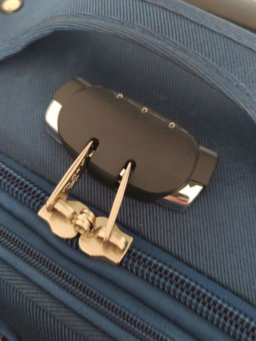 2 куфара в добро състояние