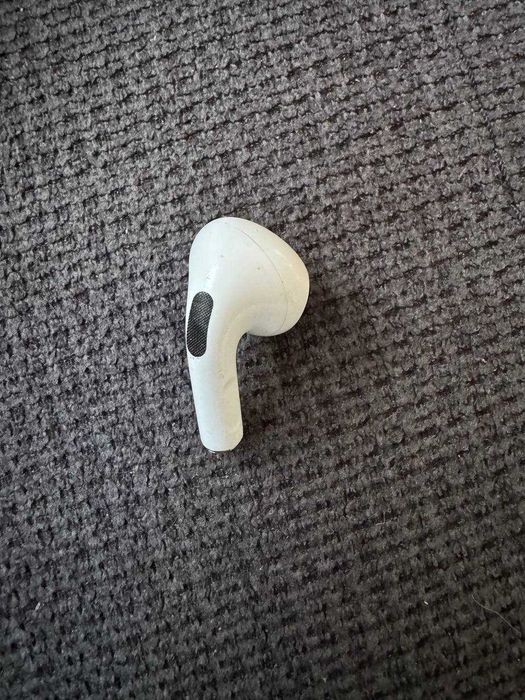 Apple AirPods Pro 1 – дясна слушалка A2083
