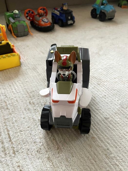 Пес Патрул / Paw Patrol кучета Chase,Marshal,Sky, Ruble,Tracker,Roki