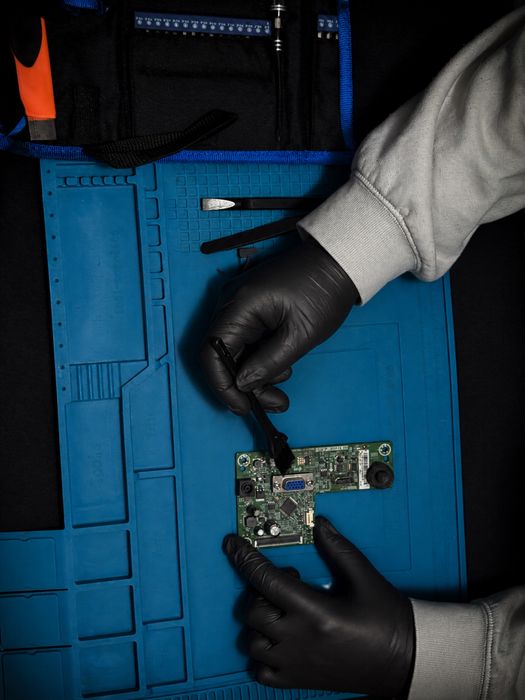 Servicii Mentenanță Laptop/PC | Instalare Windows | Reparatii
