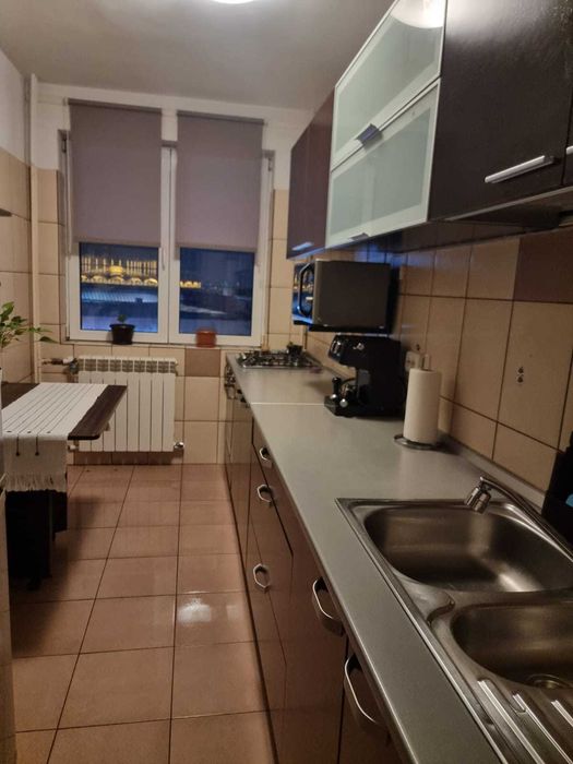 De vanzare apartament 3 camere.