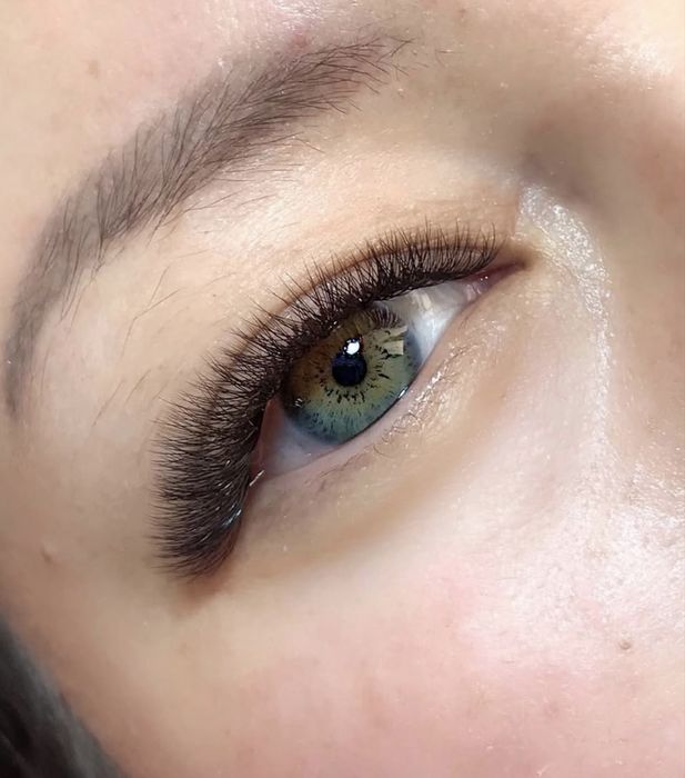 Наращивание ресниц выезд