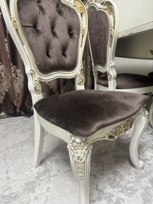 Стол 6 стульев и банкетка