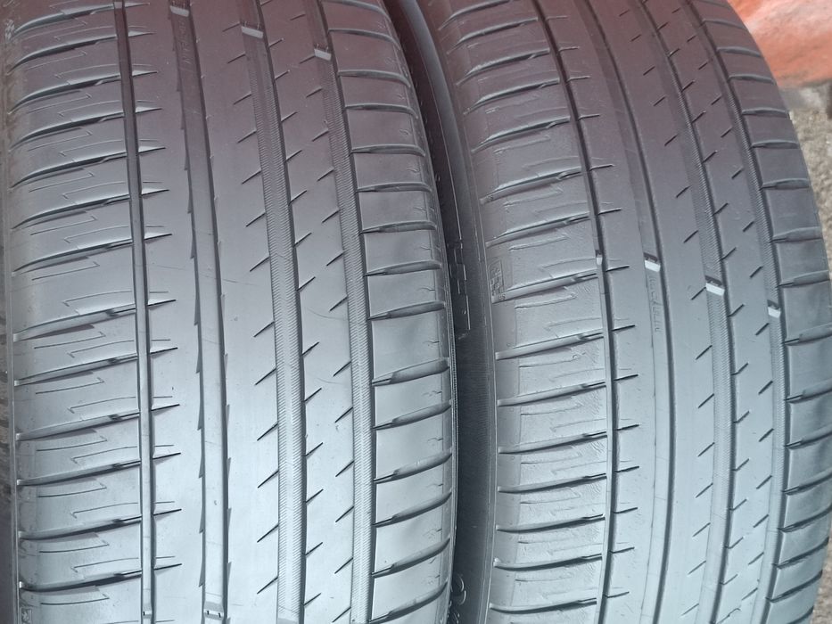 235/55/19 Michelin Дот 4523