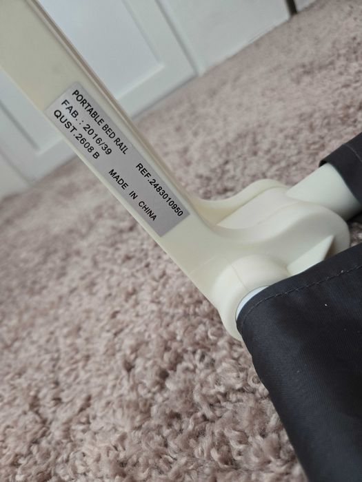 Safety First преграда легло