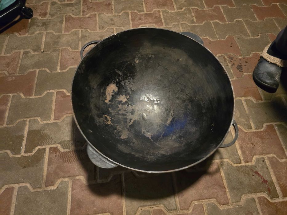 Ceaun 40L fonta cu capac