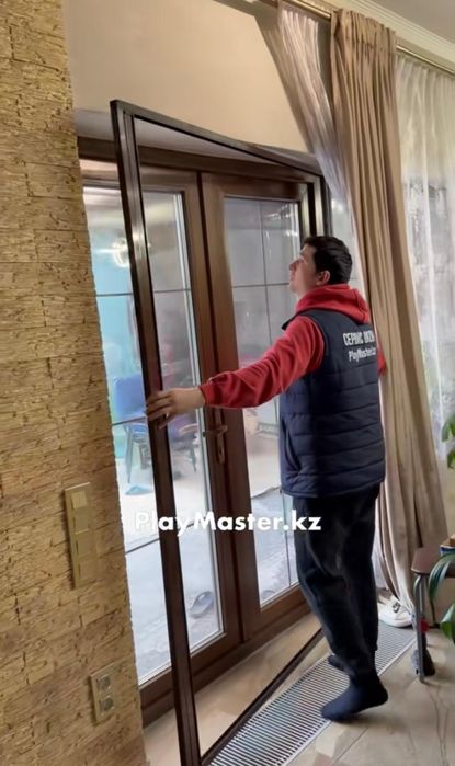 Москитные сетки плиссе, раздвижные.