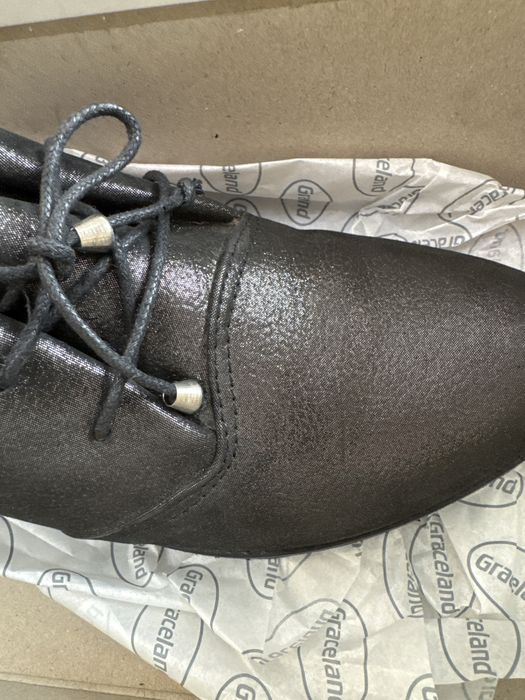 Женски,кожени обувки 39 номер