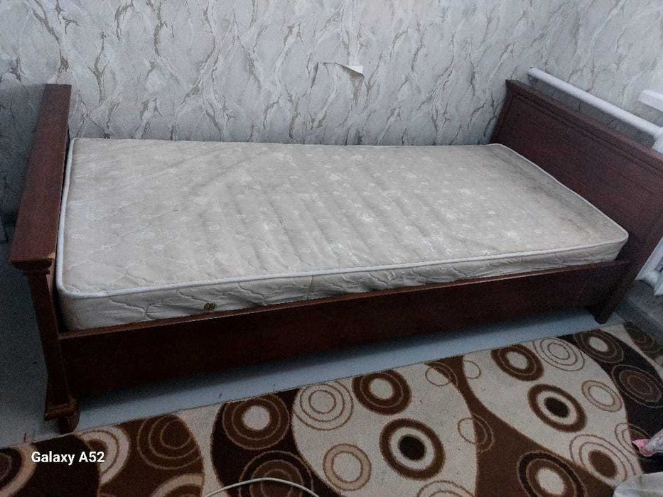 Шифонер и диван угловой!