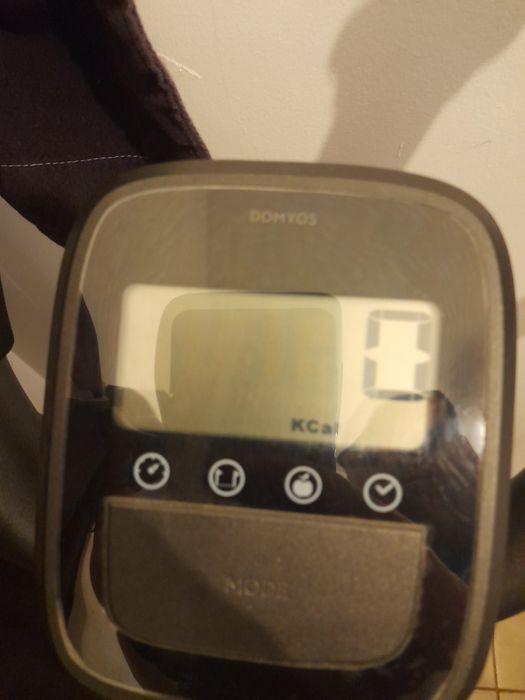 Vând bicicletă eliptică Domyos 100,