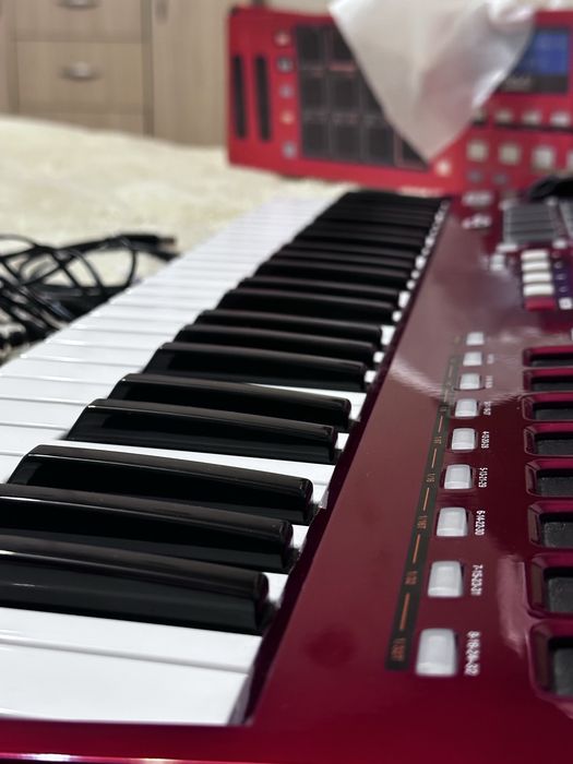 Akai professional max 49