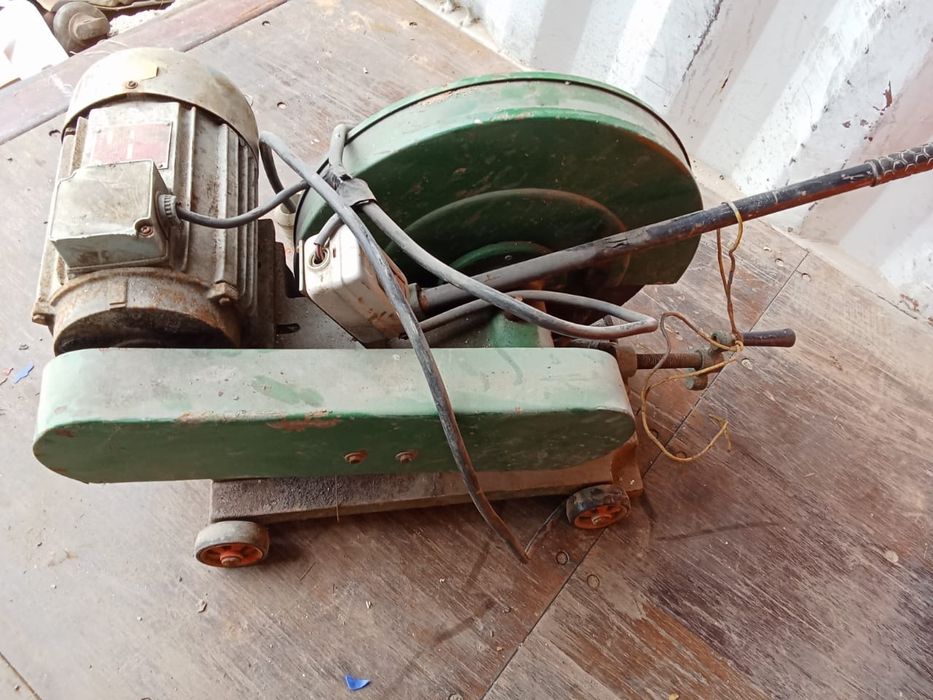 Большой болгарка 220,380 вт 400диск