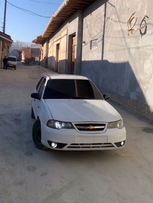 Nexia 2 1.8 full sotiladi