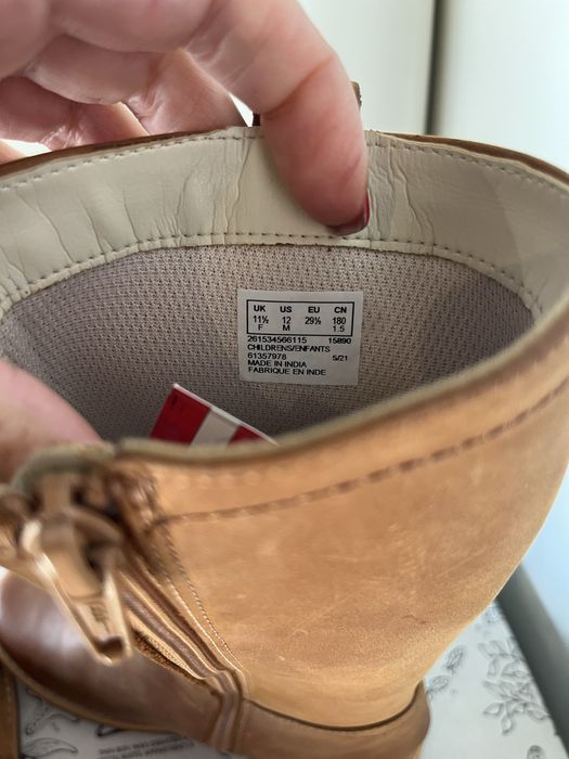 Детски ботушки Clarks номер 29.6