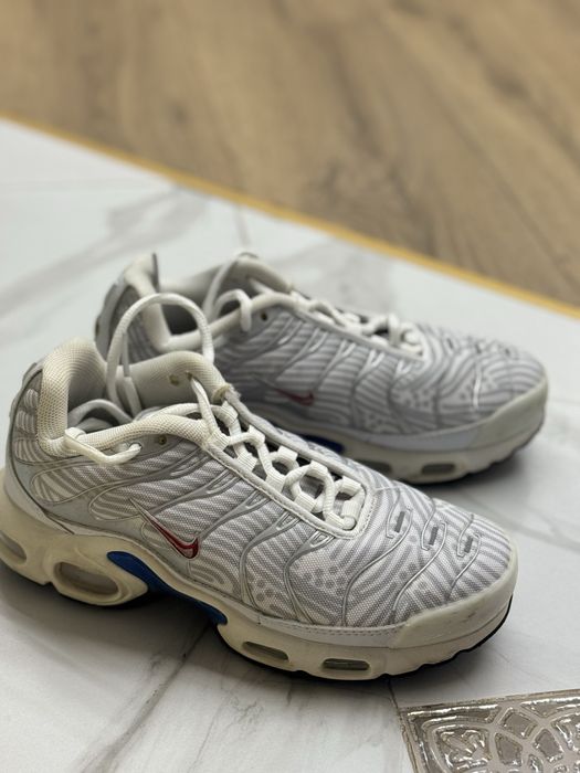 Кроссовки 35 размер