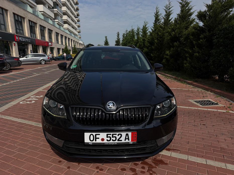 Skoda Octavia 2.0 TDI 150 cp DSG JOY