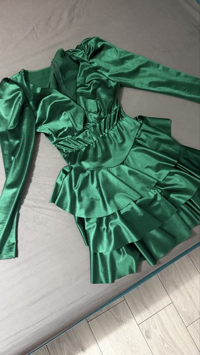 Vand rochie marimea S