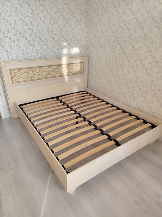 Двуспальная кровать 160×200 с ортопедическим основанием