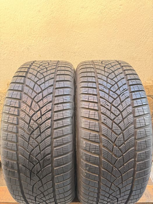 Автомобилни гуми 225 45 17 Goodyear