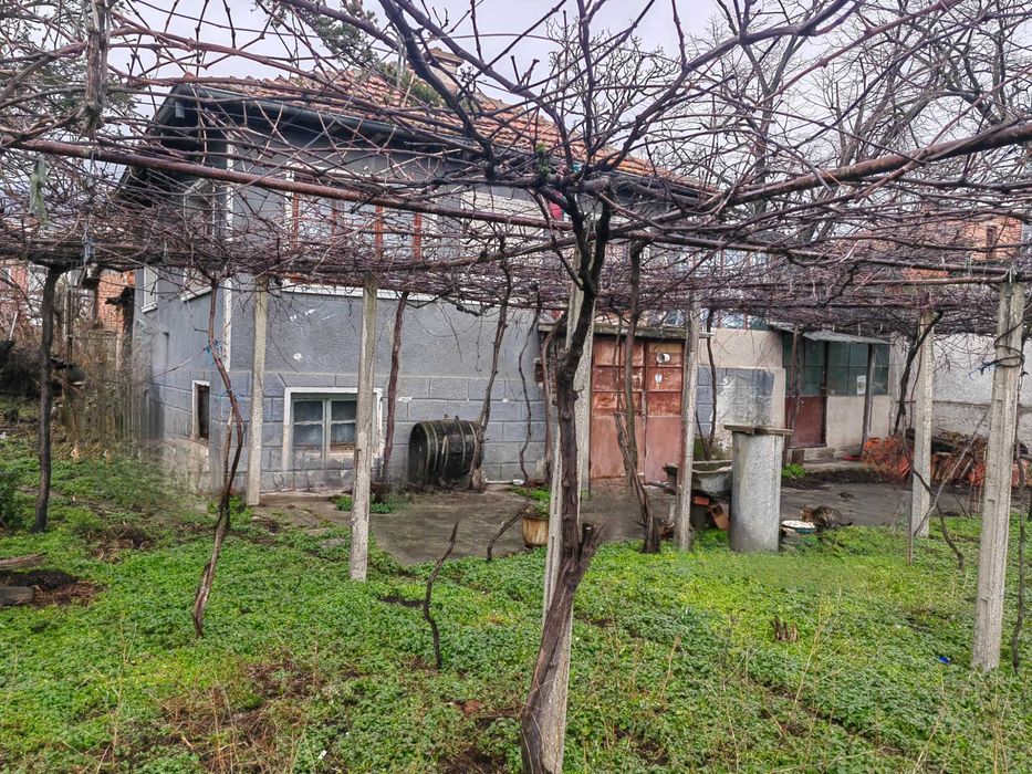 Продава се Къща в с. Сборище, Област Сливен - 75 кв.м за 181 €/кв.м - Снимка #1