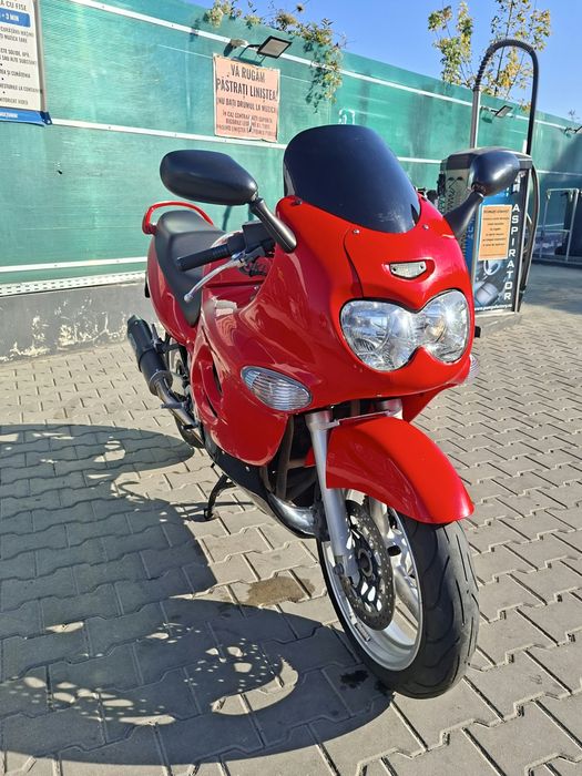 Suzuki gsx f 600 katana