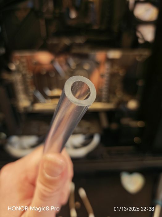 EKWB EK-Loop Soft Tube 10/16 mm Clear 3M мека тръба за водно охлаждане