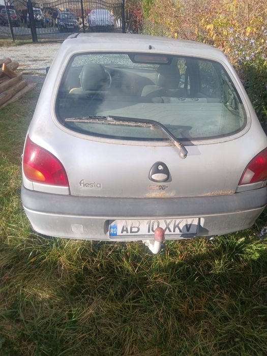 FORD Fiesta 2003 — imagine 3