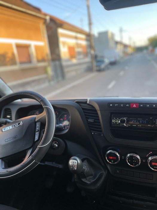 Daily Iveco 10 Europaleti , cu lift