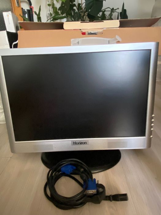 Monitor Horizon 19” TFT-LCD