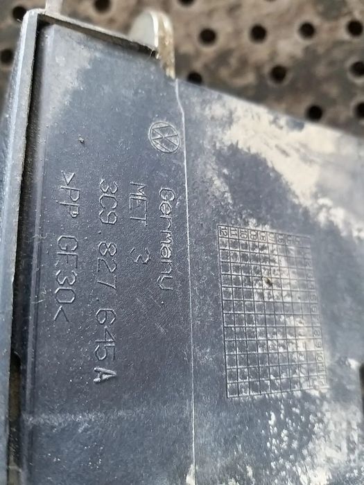 Broasca haion vw passat b6 3c break 3c9827645a