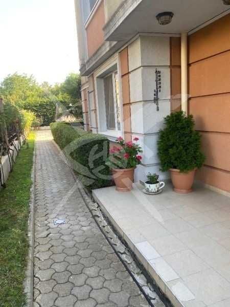 Продава се Тристаен апартамент в Поморие - 100 кв.м за 935 €/кв.м - Снимка #10