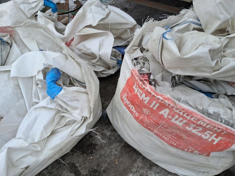 Картон,целофан,макулатура.қабылдайиын.