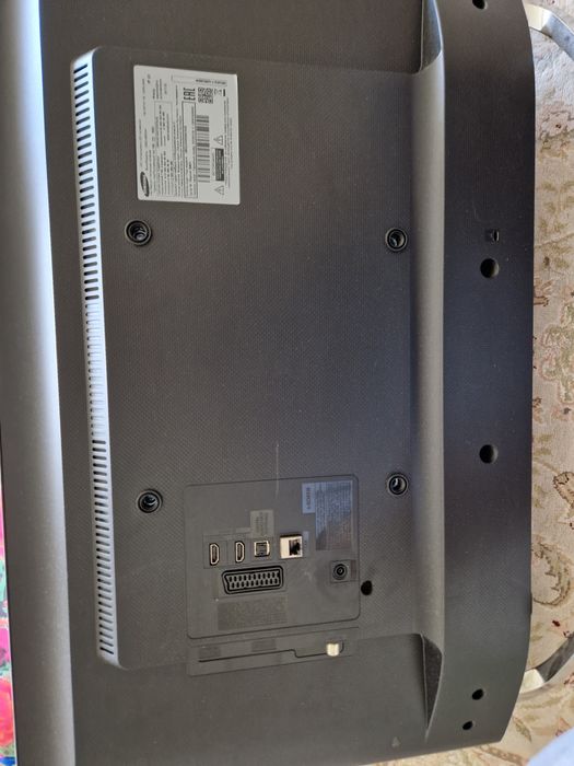 Продам смарттв Samsung в оригинале