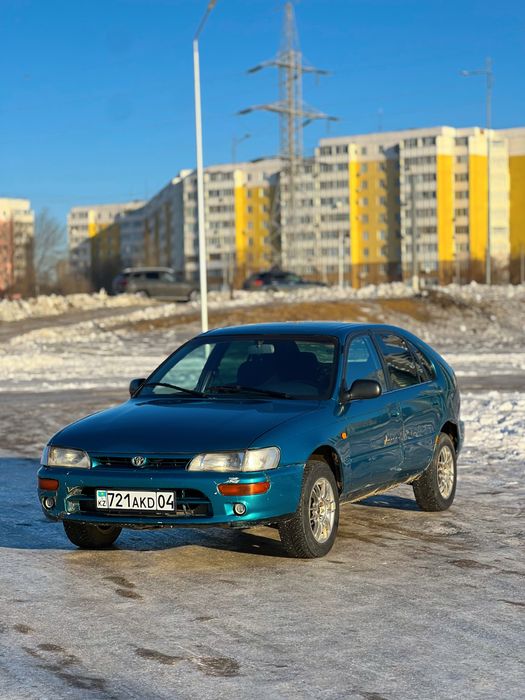 Toyota Corolla машина