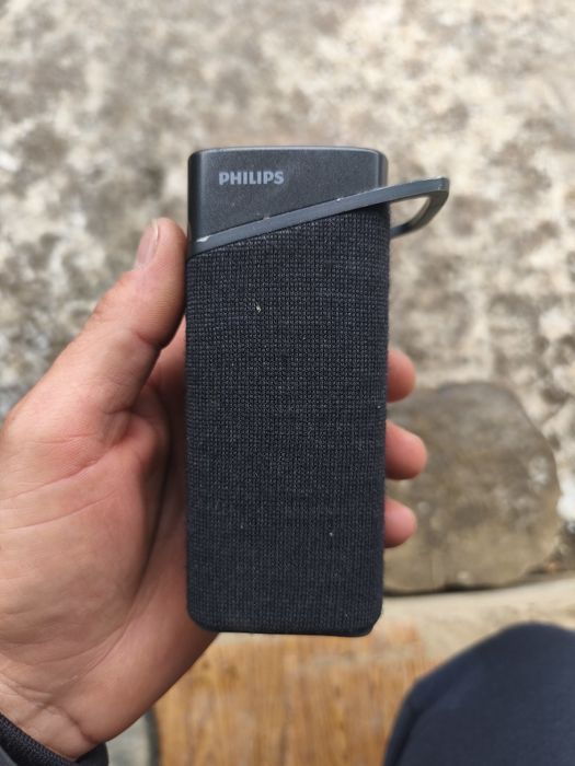 Boxa portabila cu bluetooth și aux